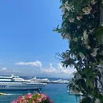 La Baia Di Napoli
